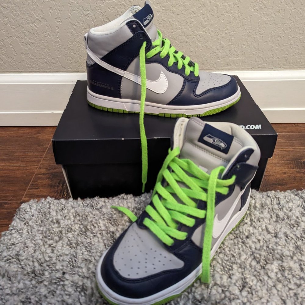 NIKEiD Dunk High Seahawks shoes - Picture 5 of 5